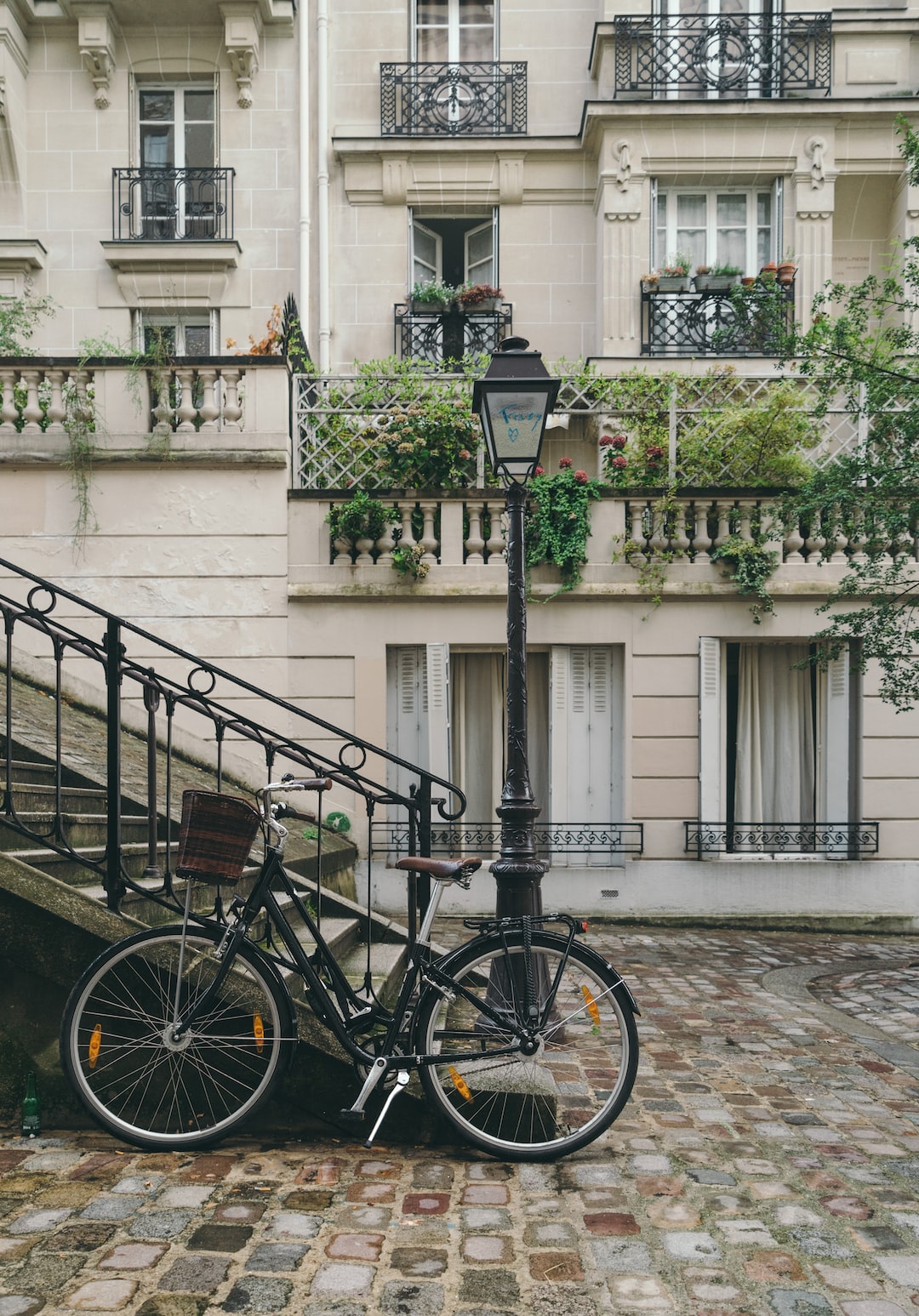 Parisian bridge Les avantages d'un site internet pour les agences immobilières de Paris